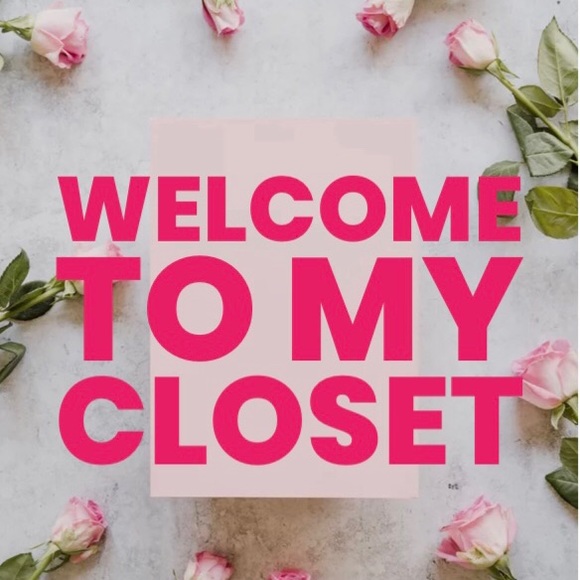 Meet your Posher, Mitzi🌸I’m a Proud Ambassador🌸 - Picture 10 of 12